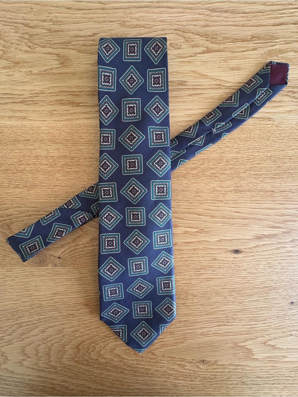 Vintage Hathaway Mens Silk Neck Tie Geometric Medallion Blue Red Made in USA